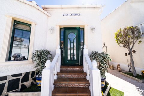 Villa i La Marina, Alicante, La Marina - € 225.000 | Ref: W6147VA - foto 8